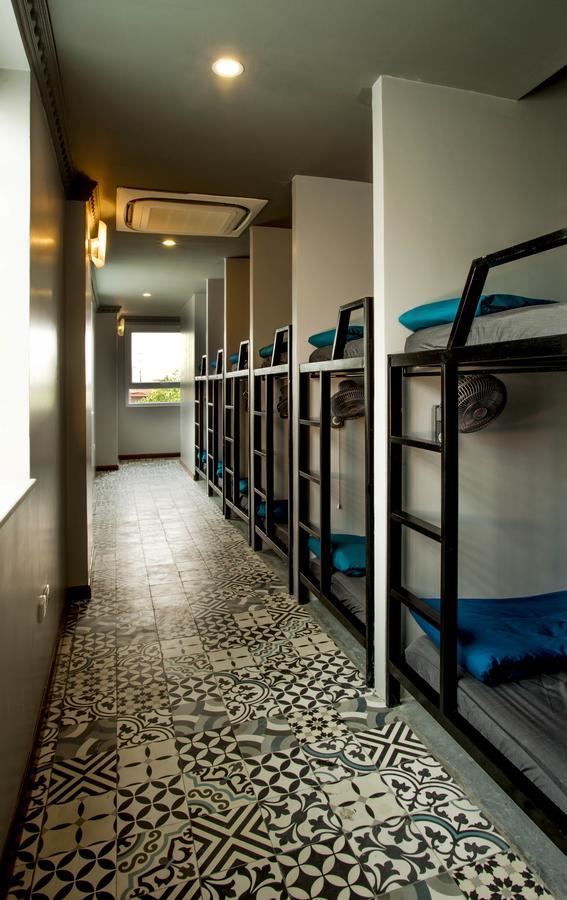 Republik Backpackers Hostel Hanoi Luaran gambar