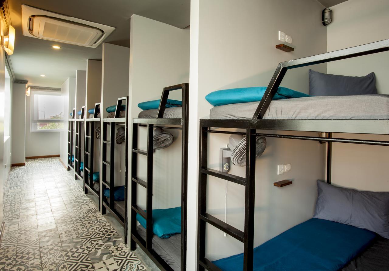 Republik Backpackers Hostel Hanoi Luaran gambar