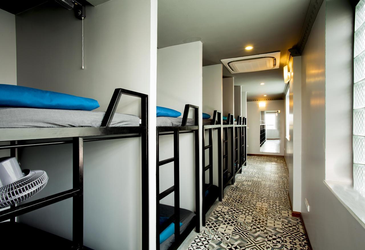 Republik Backpackers Hostel Hanoi Luaran gambar