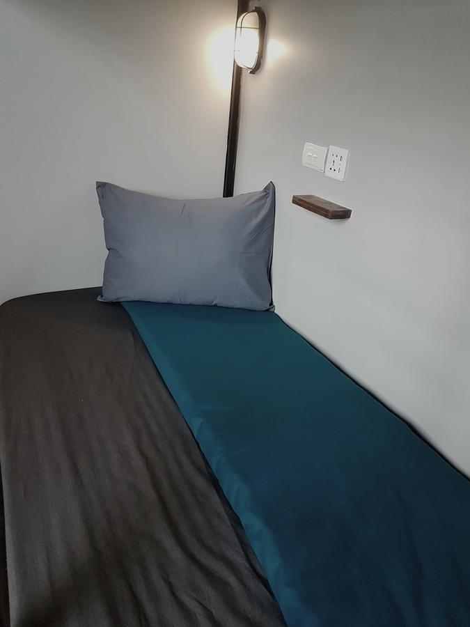 Republik Backpackers Hostel Hanoi Luaran gambar