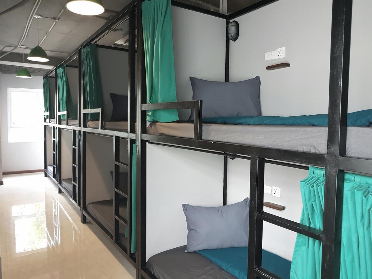Republik Backpackers Hostel Hanoi Luaran gambar